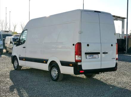 Nissan - NV200