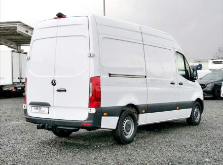 Mercedes-Benz - Sprinter