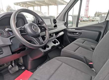 Mercedes-Benz - Sprinter