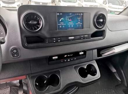 Mercedes-Benz - Sprinter