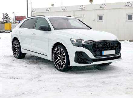 Audi - Q8
