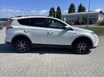 Toyota - RAV 4