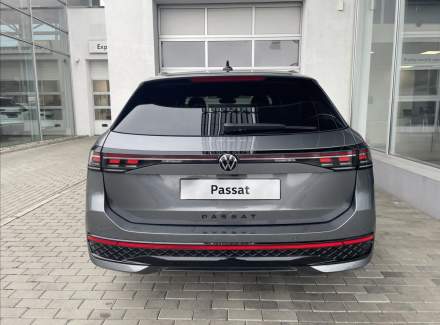 Volkswagen - Passat