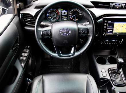 Toyota - Hilux