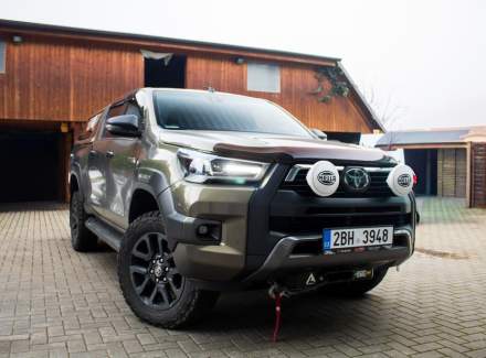 Toyota - Hilux