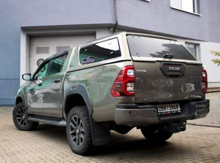 Toyota - Hilux