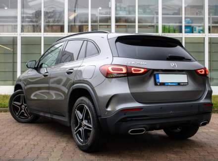 Mercedes-Benz - GLA