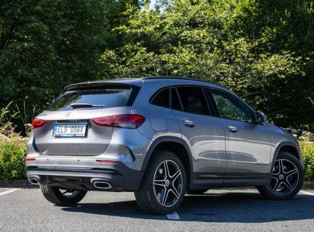 Mercedes-Benz - GLA