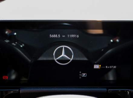 Mercedes-Benz - GLA