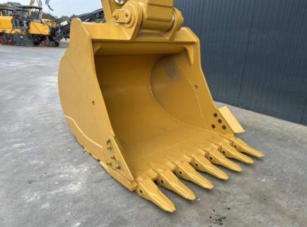 Caterpillar - Ostatní