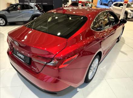 Toyota - Camry