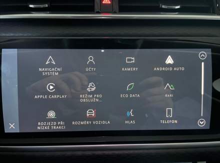 Land Rover - Range Rover Velar