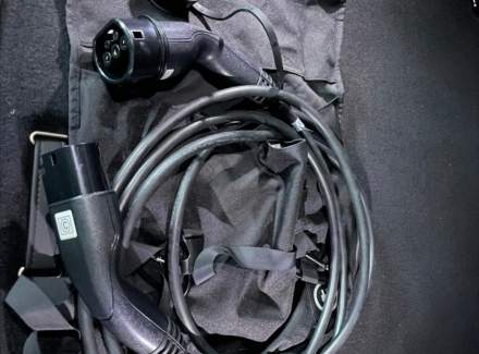 Land Rover - Range Rover Velar