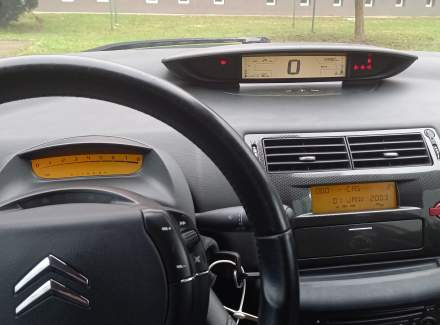Citroën - C4 1.6i 16V (109 Hp) VTR