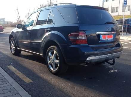 Mercedes-Benz - M-class