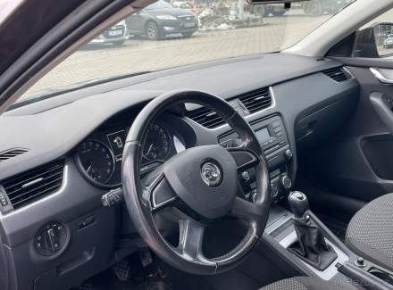 Škoda - Octavia