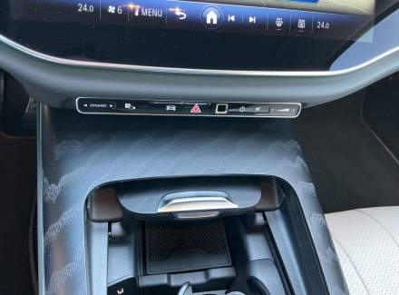 Mercedes-Benz - E-class