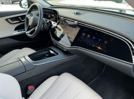 Mercedes-Benz - E-class