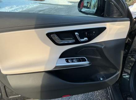 Mercedes-Benz - E-class