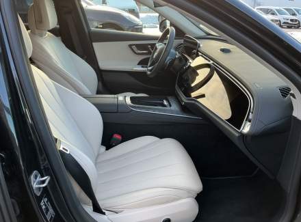 Mercedes-Benz - E-class