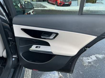 Mercedes-Benz - E-class