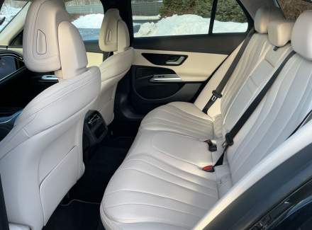 Mercedes-Benz - E-class