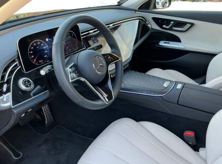 Mercedes-Benz - E-class