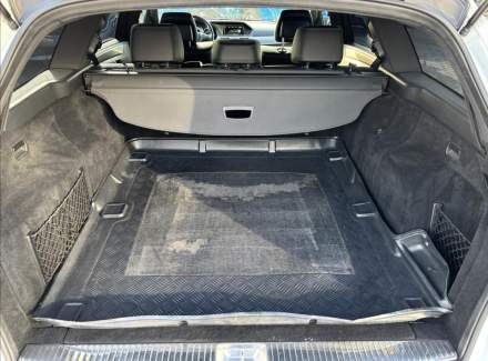 Mercedes-Benz - E-class