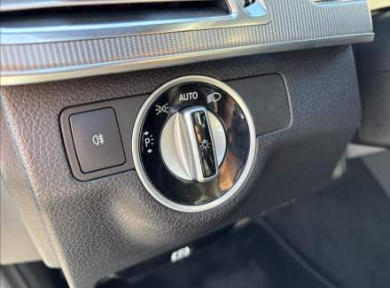 Mercedes-Benz - E-class