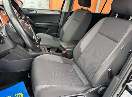 Volkswagen - Touran