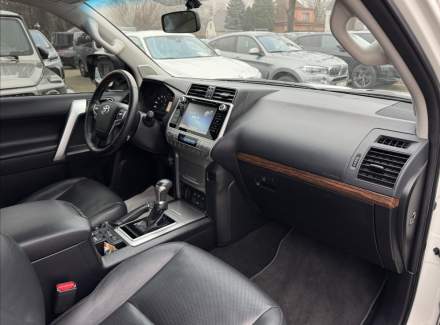 Toyota - Land Cruiser