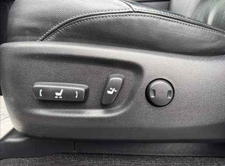 Toyota - Land Cruiser