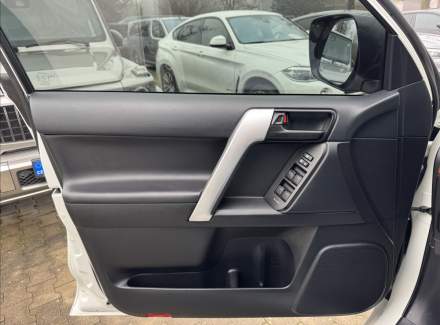 Toyota - Land Cruiser