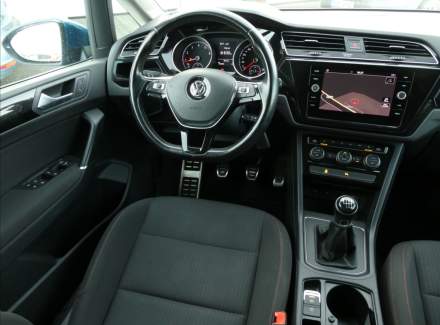 Volkswagen - Touran