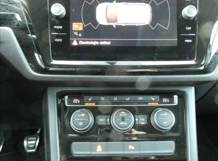 Volkswagen - Touran