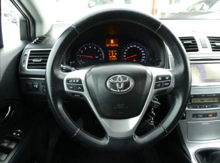 Toyota - Avensis