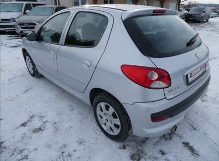 Peugeot - 206