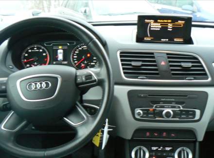 Audi - Q3