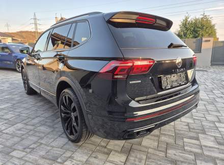Volkswagen - Tiguan R-Line 2.0 TDI (150 Hp) 4MOTION SCR DSG