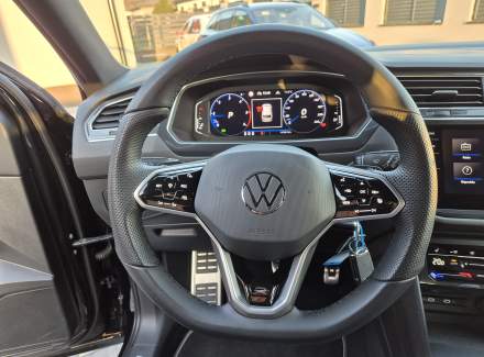 Volkswagen - Tiguan R-Line 2.0 TDI (150 Hp) 4MOTION SCR DSG