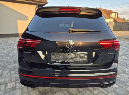 Volkswagen - Tiguan R-Line 2.0 TDI (150 Hp) 4MOTION SCR DSG