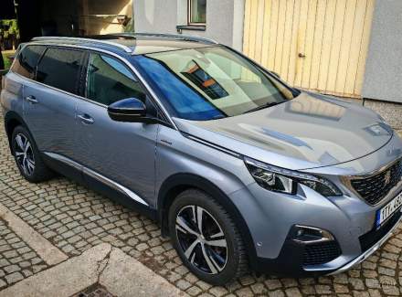 Peugeot - 5008
