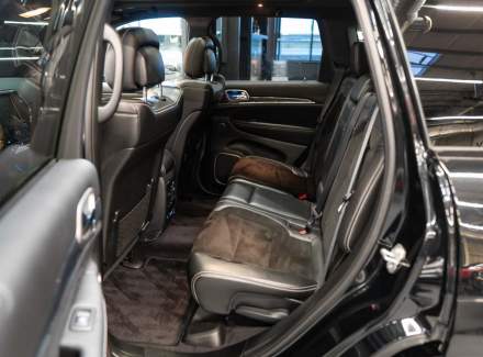 Jeep - Grand Cherokee