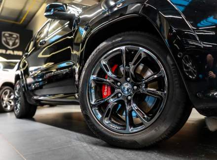 Jeep - Grand Cherokee