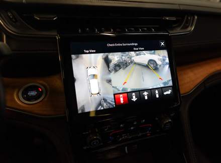 Jeep - Grand Cherokee