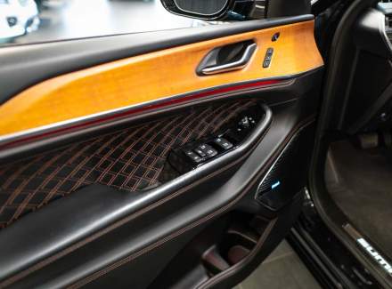 Jeep - Grand Cherokee