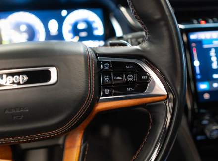 Jeep - Grand Cherokee