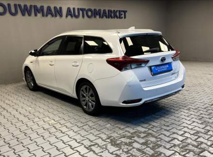 Toyota - Auris