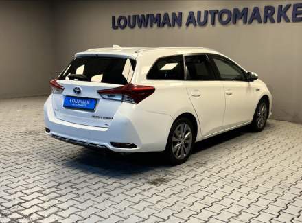 Toyota - Auris