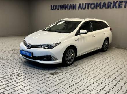 Toyota - Auris